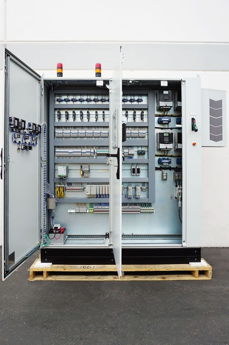Casting application control panel